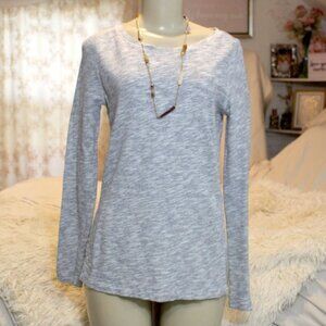 ❤️🌸🌻J.crew Gray & White Heathered Zipper Back Split Sides Knit Sweater🌸🌻❤️